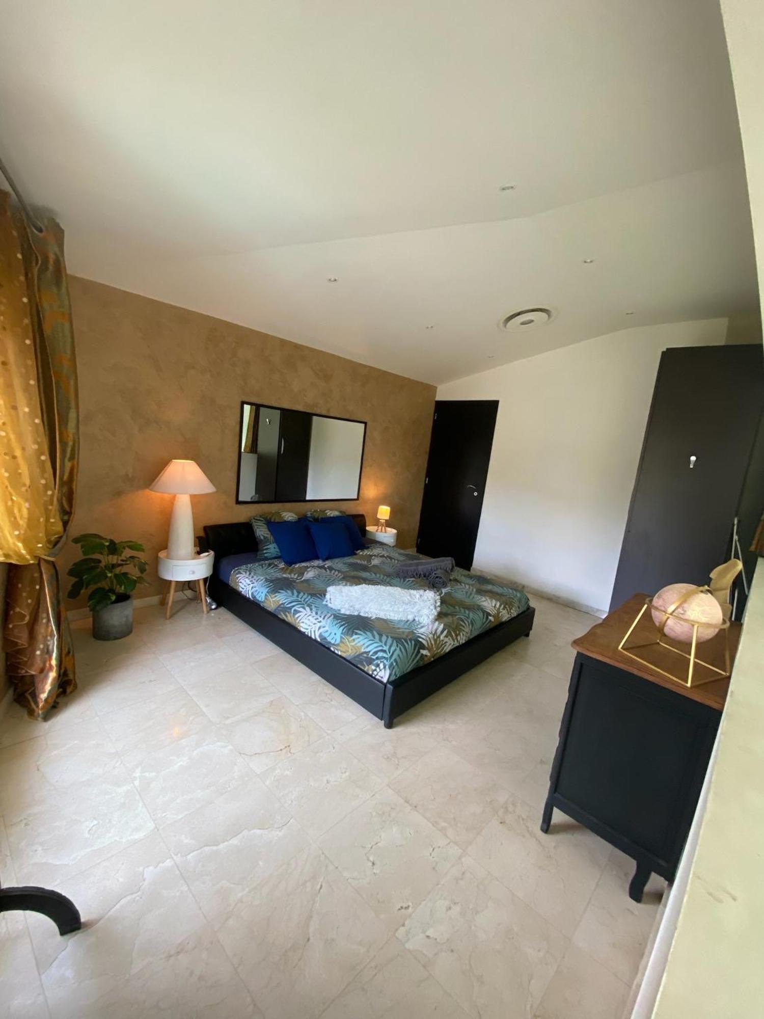 Villa St Jean Suite Romantique La Ciotat Rom bilde